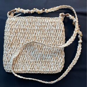 Cappelli Straworld Woven Crossbody Bag Purse Braided Strap Wooden Accents Zipper
